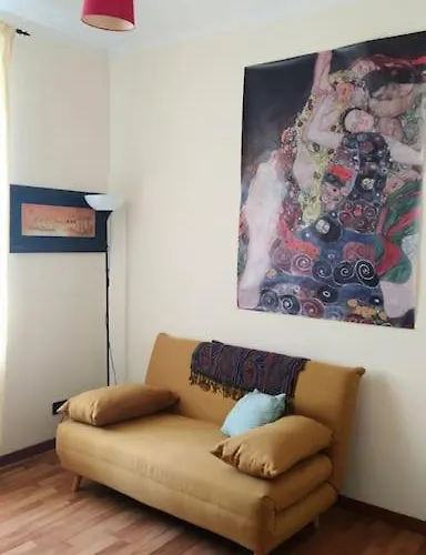 Al 35 Dell'aurora Apartamento *