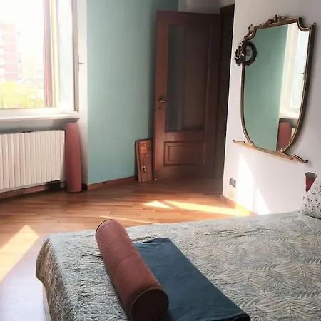 Al 35 Dell'aurora Турин
